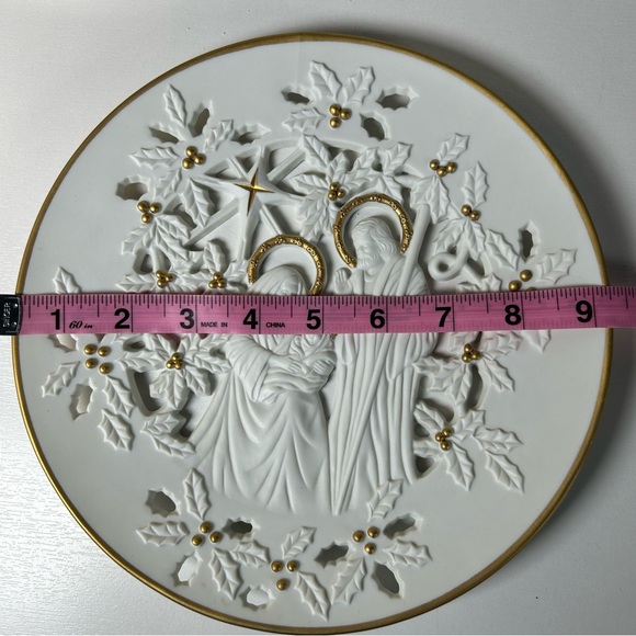 Lenox Bisque Porcelain Pierced Plate 24kt Gold Trim Lot Of 2 From 1993/4 holiday - Picture 6 of 6